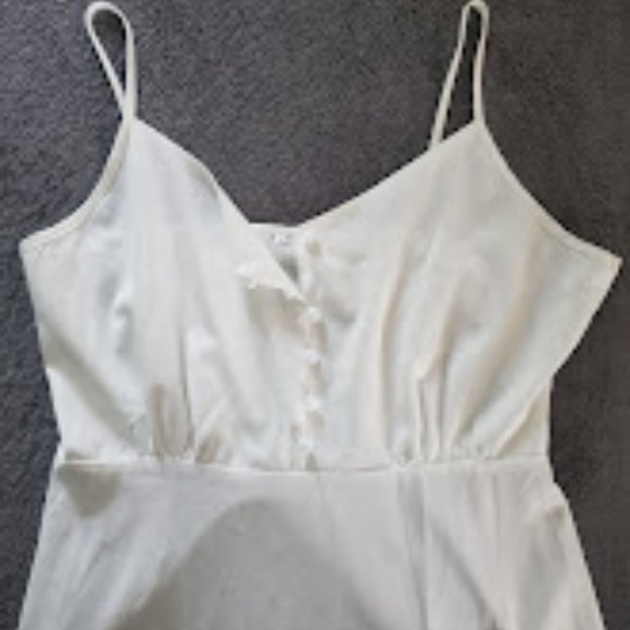 White Maxi Dress Spaghetti Straps Summer Buttons - Picture 4 of 4
